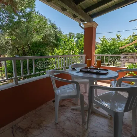 Andreas House מלון דירות *