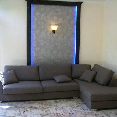 Ξενοδοχείο με διαμερίσματα Andreas House Δασιά