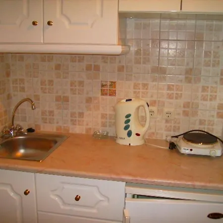 Andreas House 3*