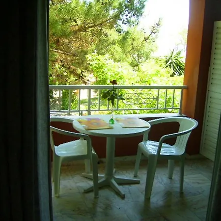 Andreas House 3*