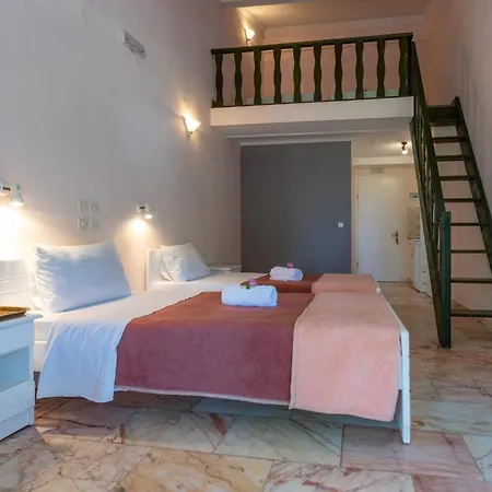 Ξενοδοχείο με διαμερίσματα Andreas House