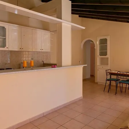 Andreas House Δασιά